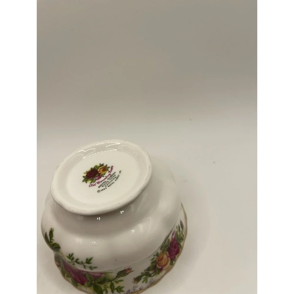 Royal Albert Old Country Roses OPEN 3 5/8 
